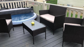 Shearwater 41 Hot Tub Holidays